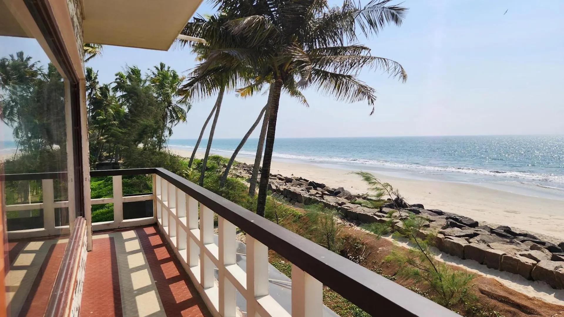 Guest house The Waves Beach House Andhakaranazhi Turavur
